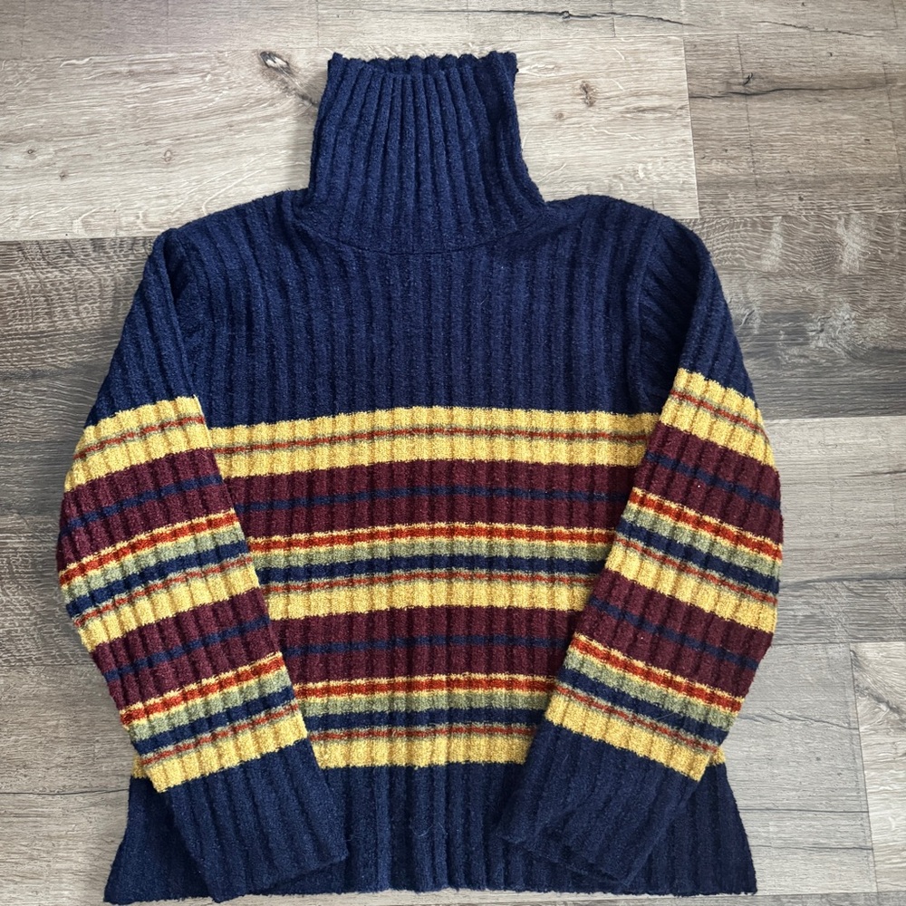 Simon Chang Navy Blue and Striped Turtleneck Sweater Medium Fit